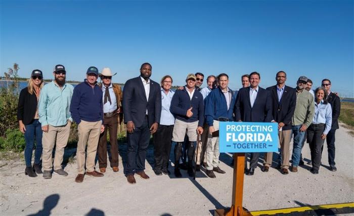 Governor Ron DeSantis was joined in Wellington, Florida, by U.S. Senator Marco Rubio, U.S. Congressman Brian Mast, U.S. Congressman Byron Donalds, Florida Department of Environmental Protection Secretary Shawn Hamilton, Florida Chief Resilience Officer Dr. Wes Brooks, the South Florida Water Management District and other stakeholders
